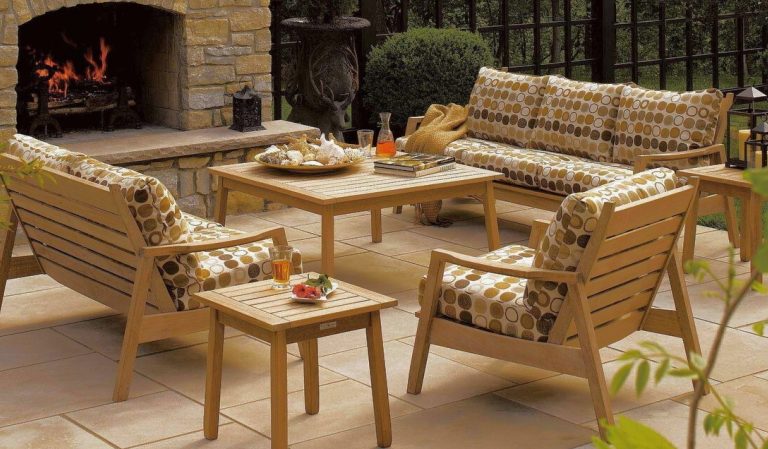 backyard seating